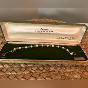 12 Kt Gold & Cultured Pearl Bracelet in Original Box